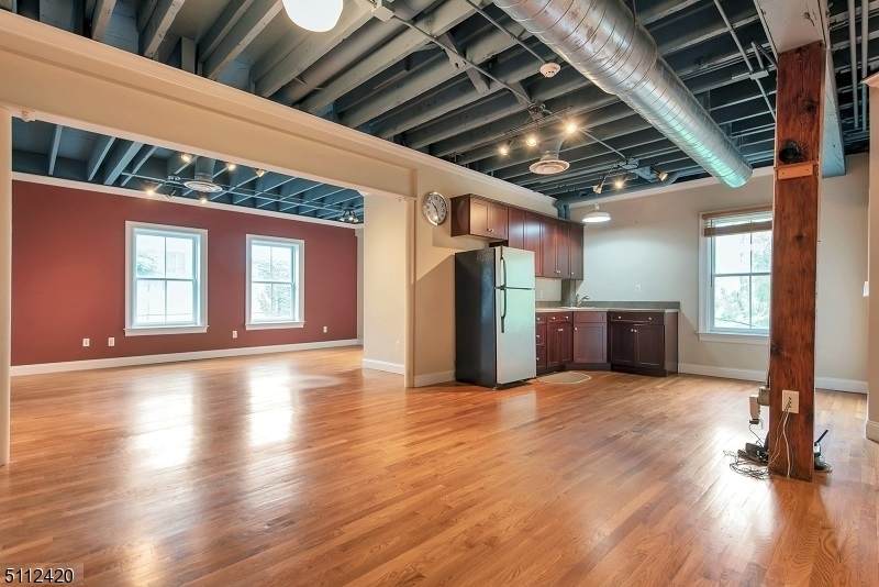310 Main St - Photo 1