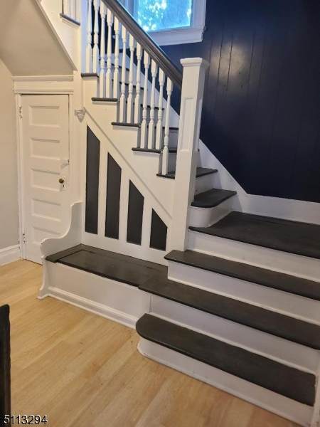 91 Maybaum Ave - Photo 1