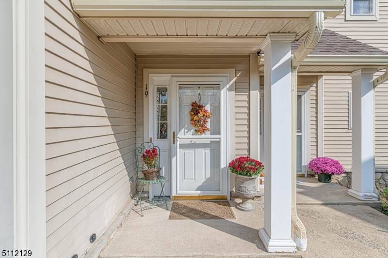 19 Caleb Ct - Photo 1