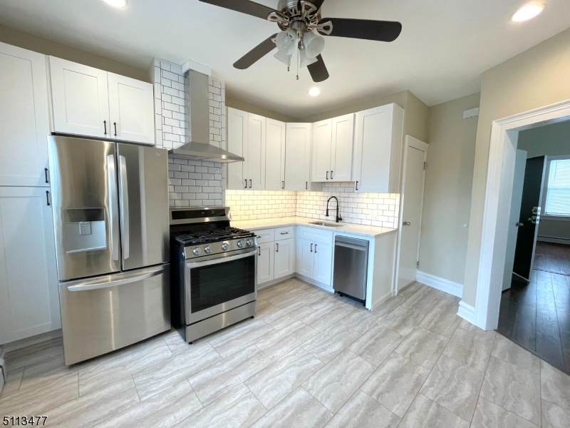 44 Dawson St - Photo 1