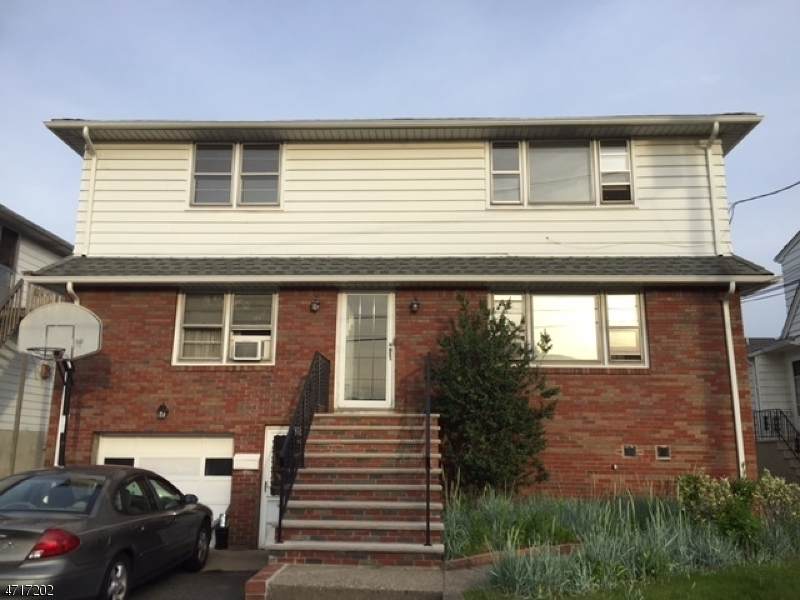 131 Maple Ave - Photo 1