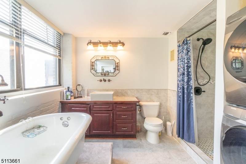 350 Scotland Rd - Photo 1