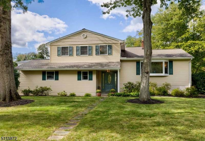 29 Crane Cir - Photo 1