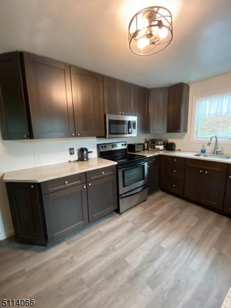 210 Park Ave - Photo 1