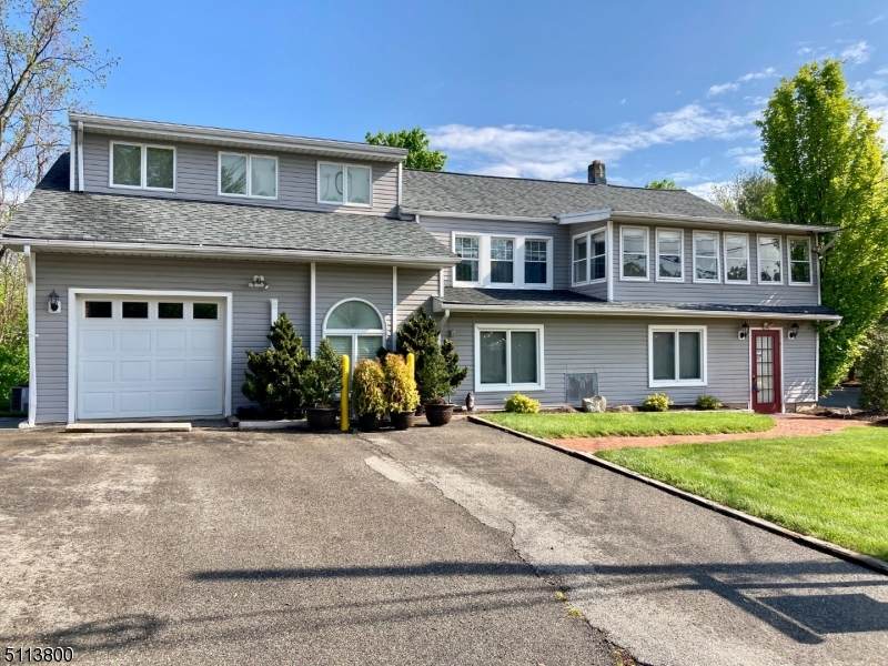 128 Main St - Photo 1