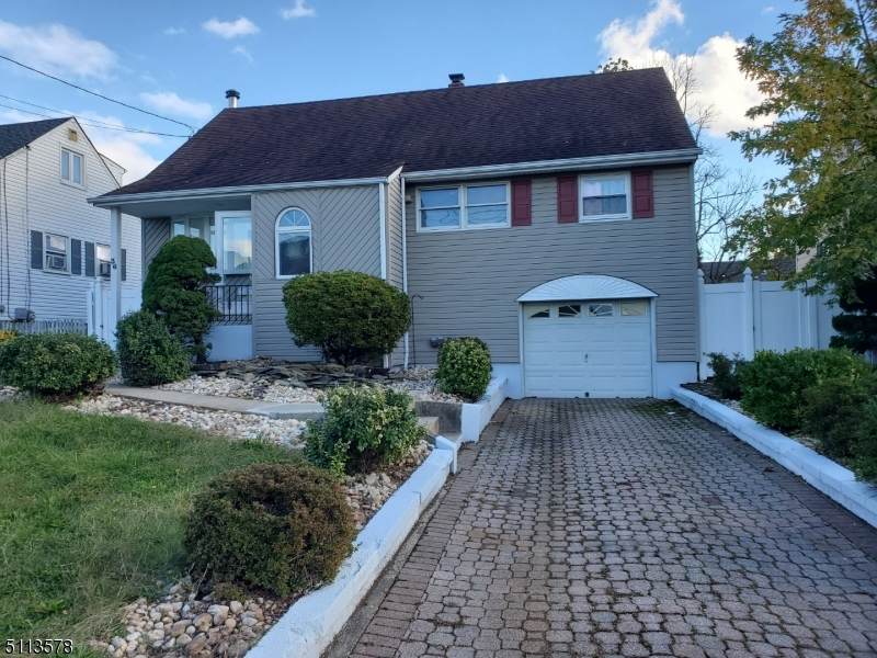 36 Atlantic St - Photo 1