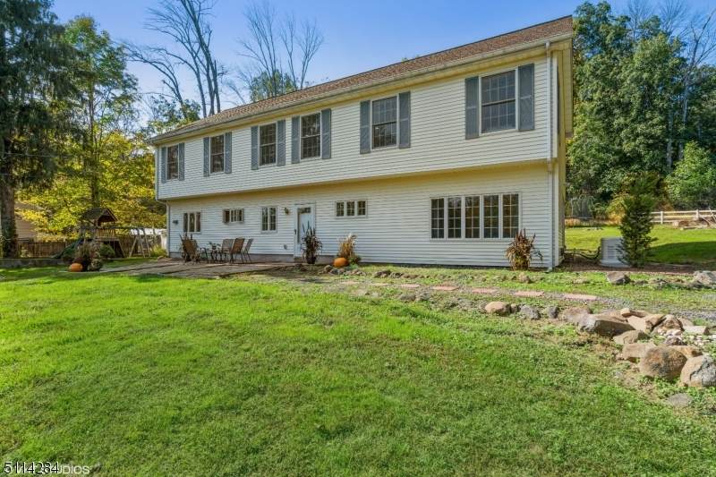 299 E Mountain Rd - Photo 1