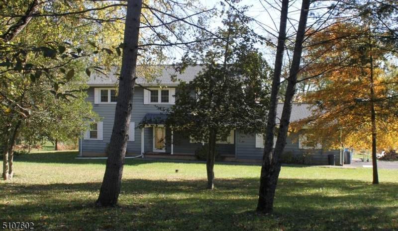 69 Woodschurch Rd - Photo 1