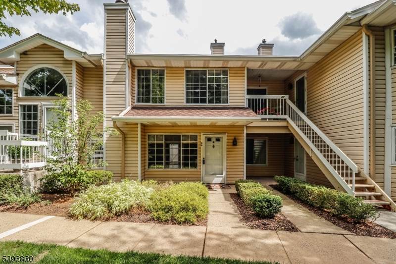 44 Foxwood Court - Photo 1