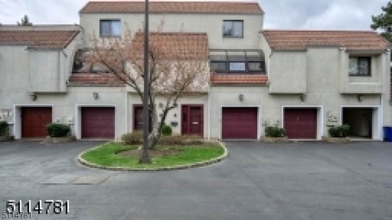 71 Vacca Dr - Photo 1