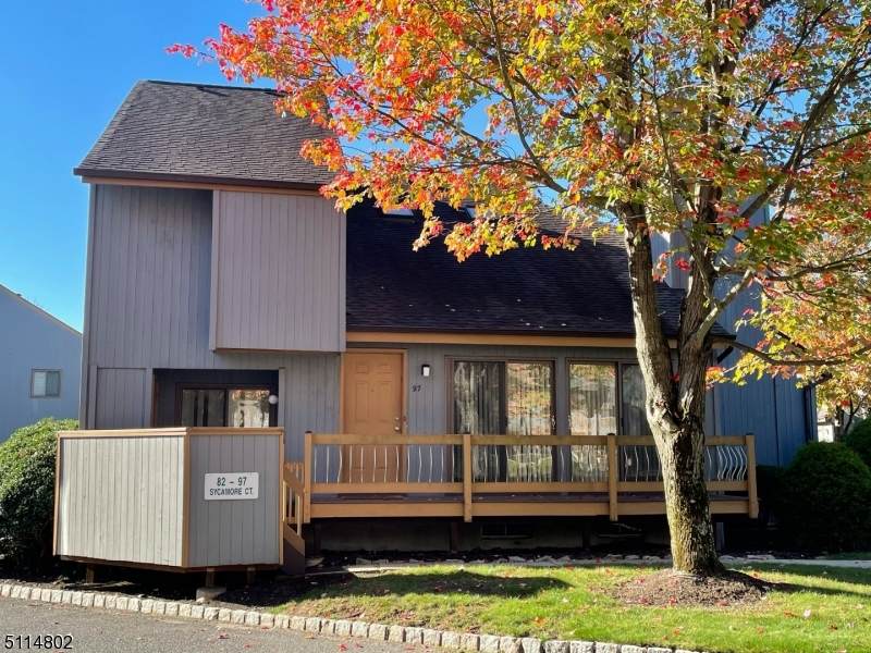 97 Sycamore Ct - Photo 1