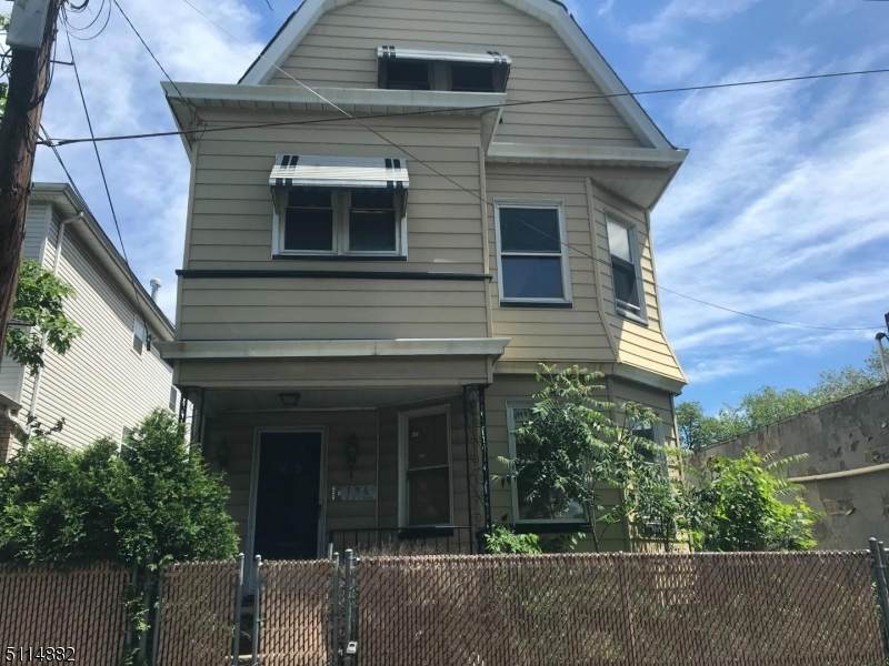 194 Wainwright St - Photo 1