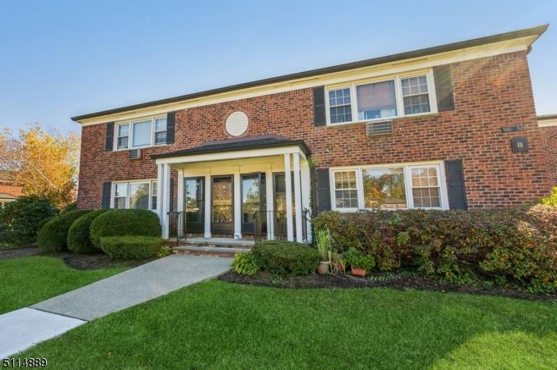 515 Pitney Pl - Photo 1