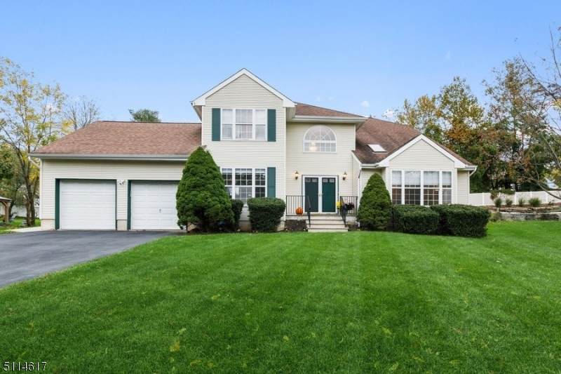 8 Galloway Ct - Photo 1