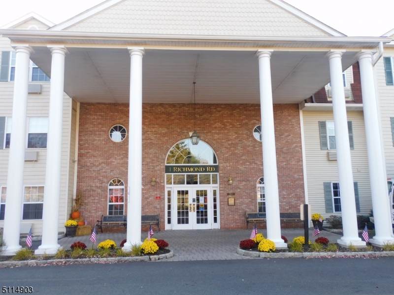 1210 Richmond Rd - Photo 1