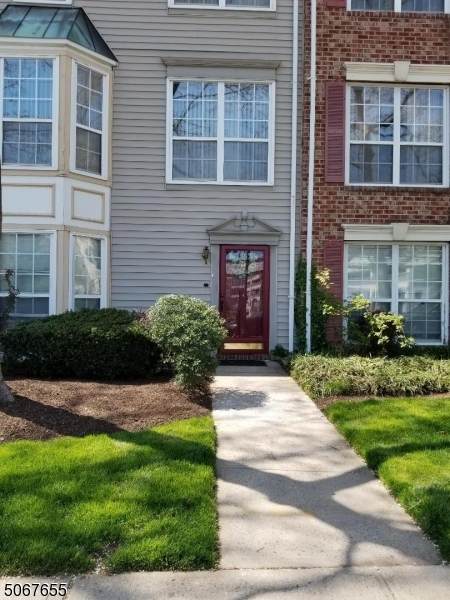 75 Howard St - Photo 1