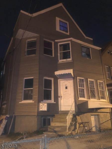 39 Maple Ave - Photo 1