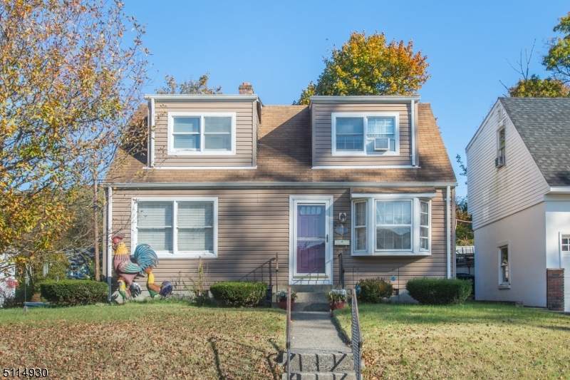 135 Jackson St - Photo 1
