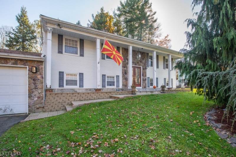 30 Hunterdon Pl - Photo 1