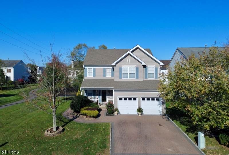 421 Hamilton Drive - Photo 1