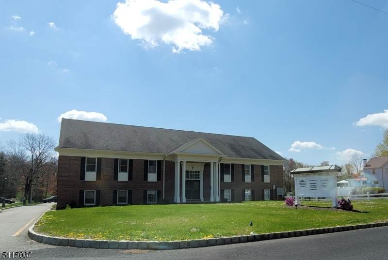 31 Fairmount Ave - Photo 1