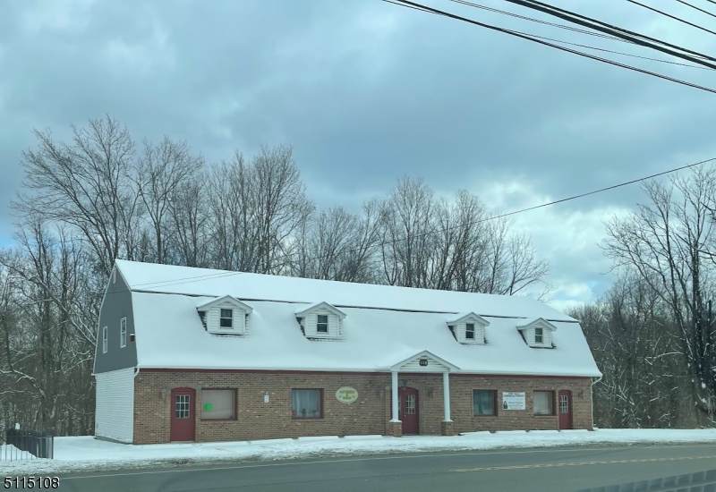 118 Main St - Photo 1