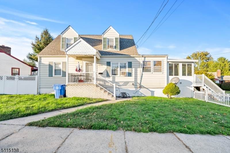 47 Woodland Ave - Photo 1
