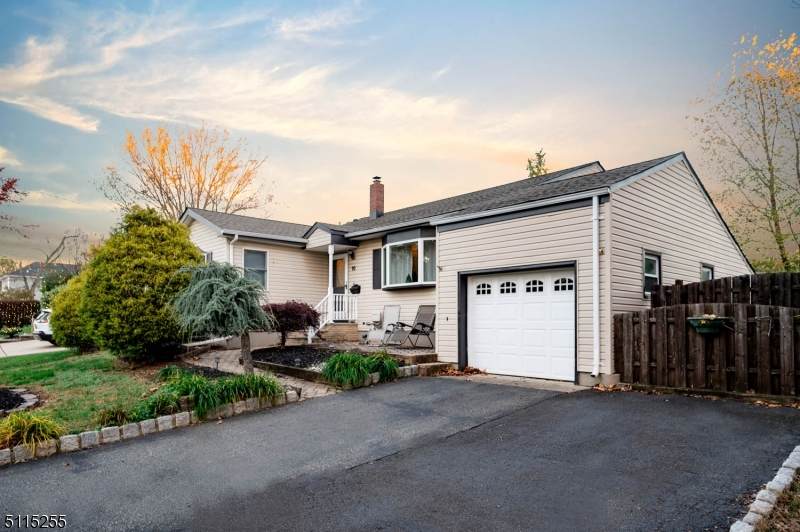 10 Berrue Ct - Photo 1