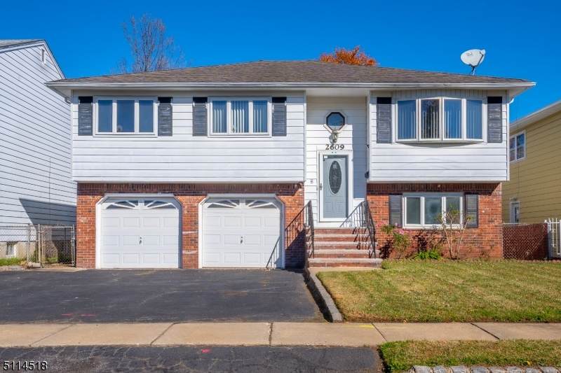2609 Lori Ct - Photo 1