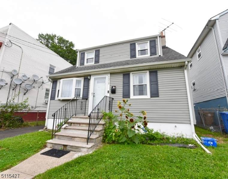 1312 Middlesex St - Photo 1