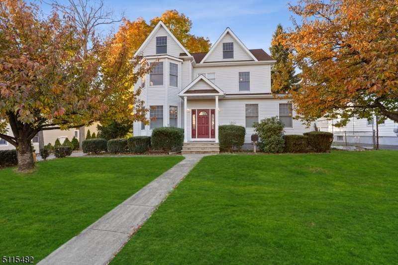 9 Gould Pl - Photo 1