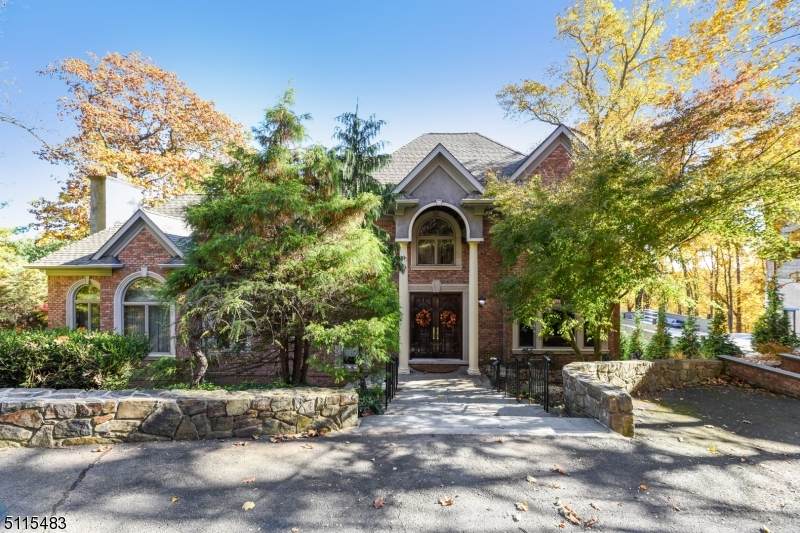 846 Johnston Dr - Photo 1