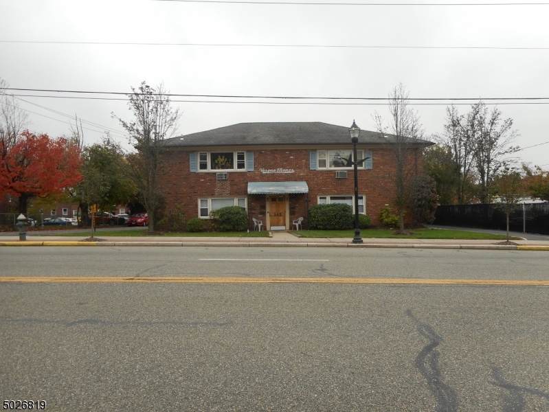 365 Bloomfield Ave - Photo 1