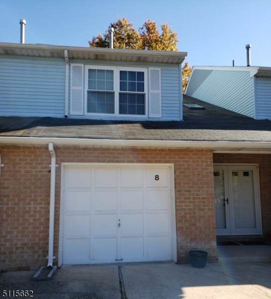 8 Irvin Ct - Photo 1
