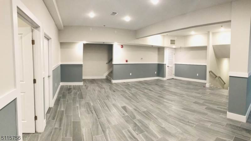 134 Sussex Ave - Photo 1