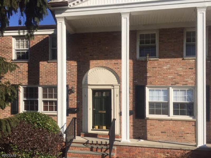 417 Morris Ave - Photo 1