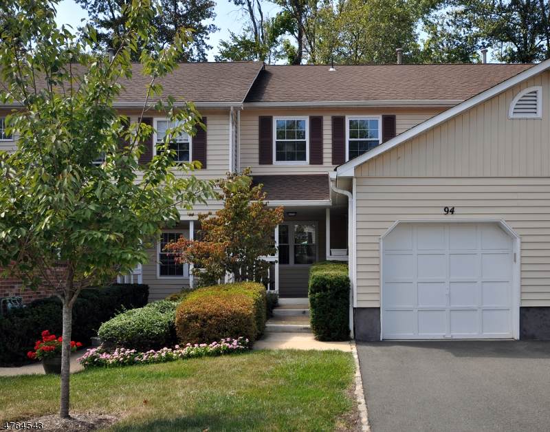 94 Canterbury Rd - Photo 1