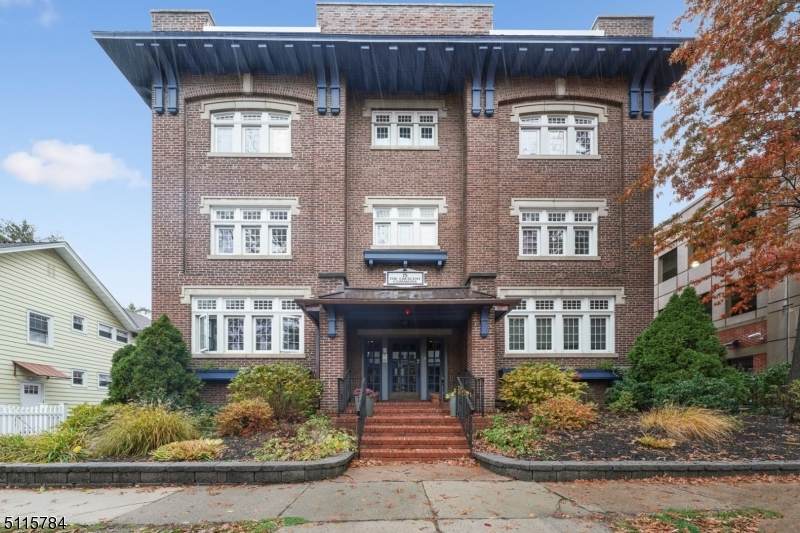 15 The Crescent - Photo 1