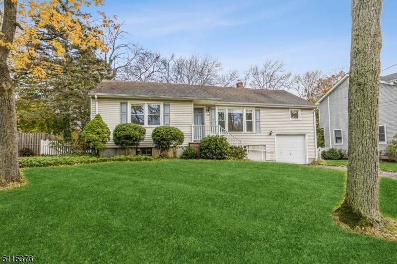 55 Carsam St - Photo 1