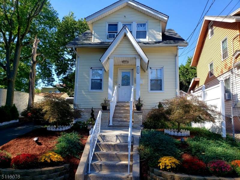 151 S Durand Pl - Photo 1