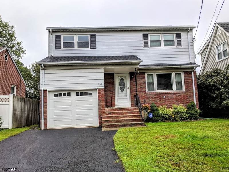 261 Hazel Ave - Photo 1