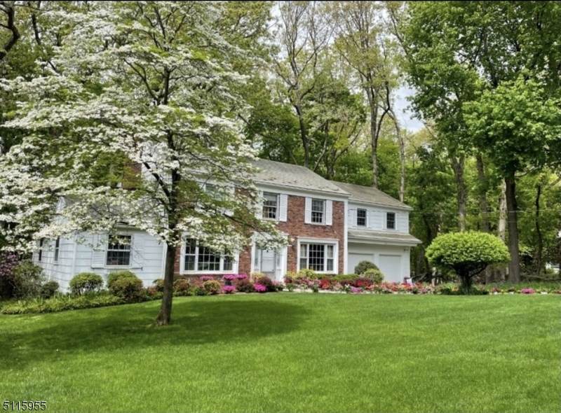 272 Fairmount Ave - Photo 1