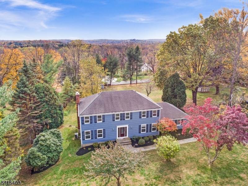 4 Mountainside Rd - Photo 1