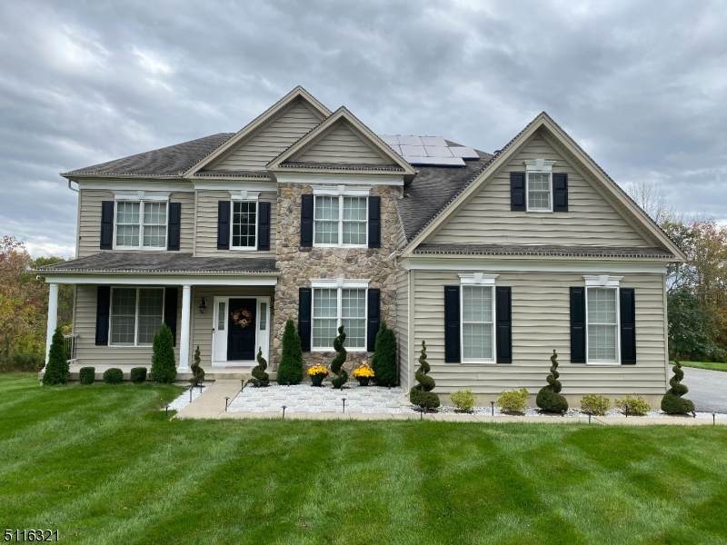25 Sterling Dr - Photo 1