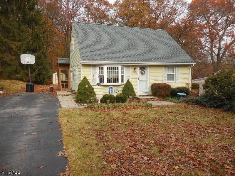 20 Cedar St - Photo 1