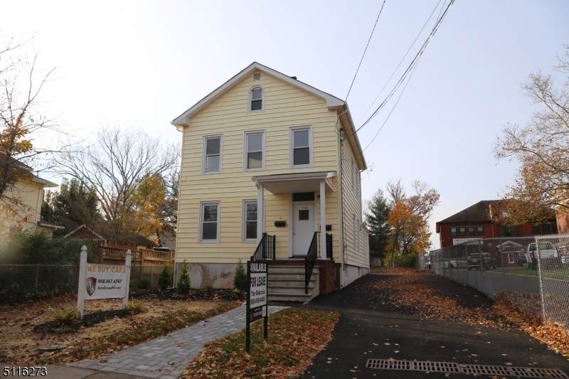 49 W Cliff St - Photo 1