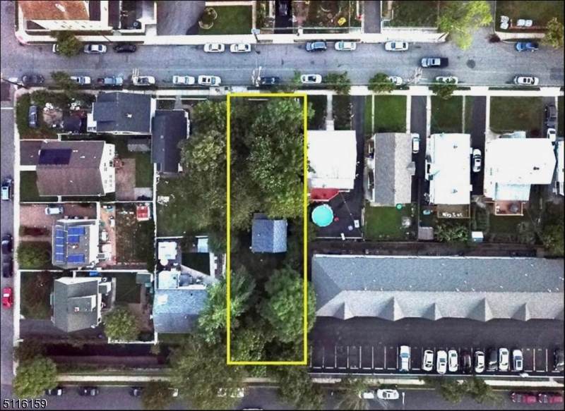 54 Sheridan Ave - Photo 1