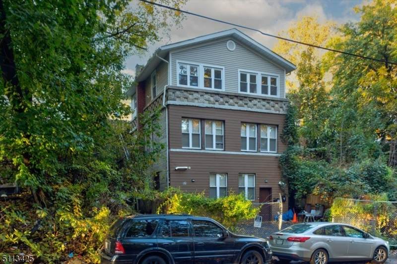 51 Herbert Pl - Photo 1