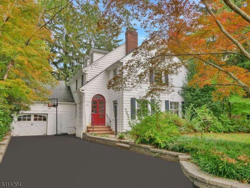 66 Baltusrol Way - Photo 1