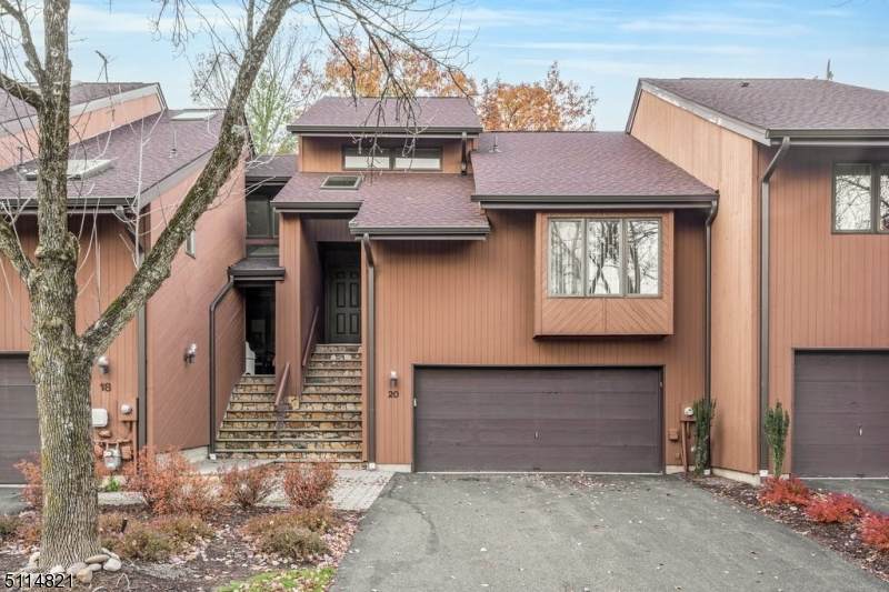 20 Mcguirk Ln - Photo 1
